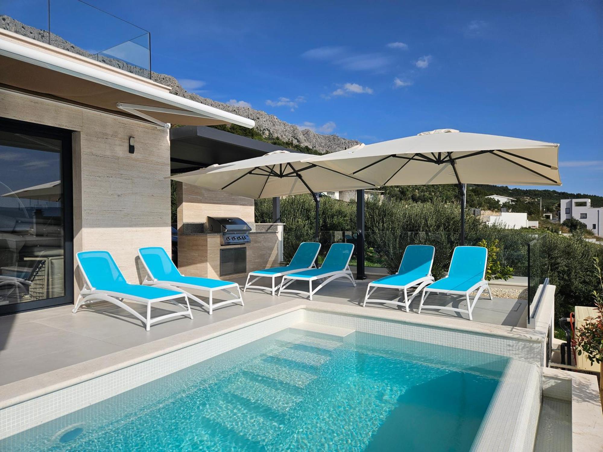 Villa Askana, 3 Bedrooms, 4 Baths, Infinity Pool, Whirlpool, Sea View, Outdoor Kitchen เยเซนิเซ ภายนอก รูปภาพ